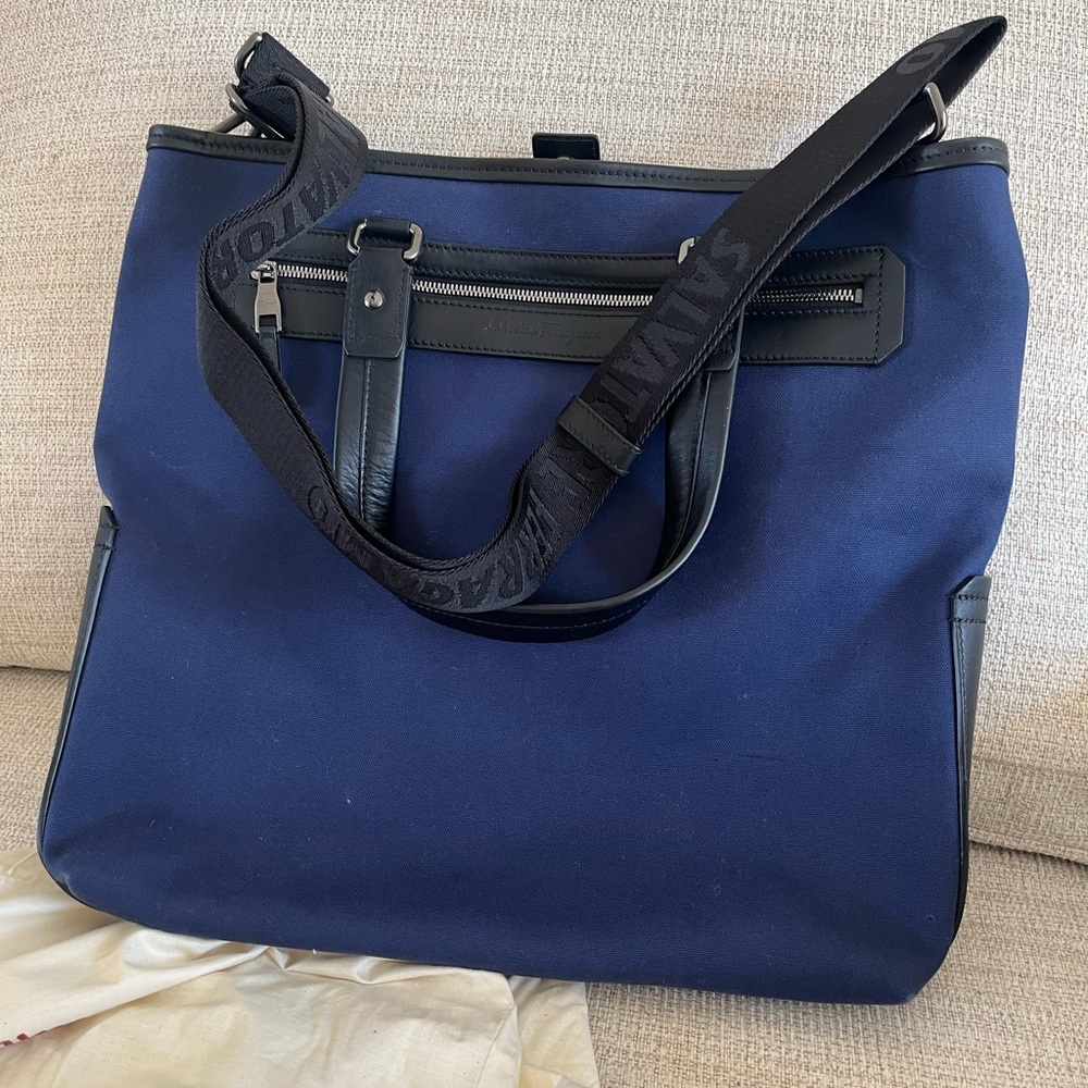 Ferragamo Varenne Shoulder Bag for Men in blue - Picture 11 of 14